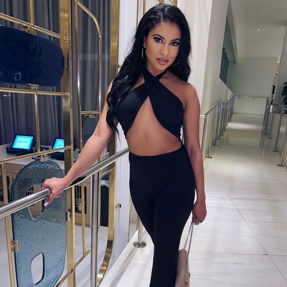 Wide Leg Jumpsuit - Picture 2 of 3